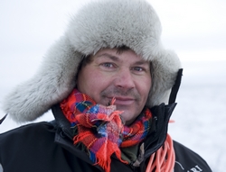 Põhjapõdrakasvataja Isak Mattias Triumfi jaoks on kari elulise tähtsusega. Sama on Piibliga.